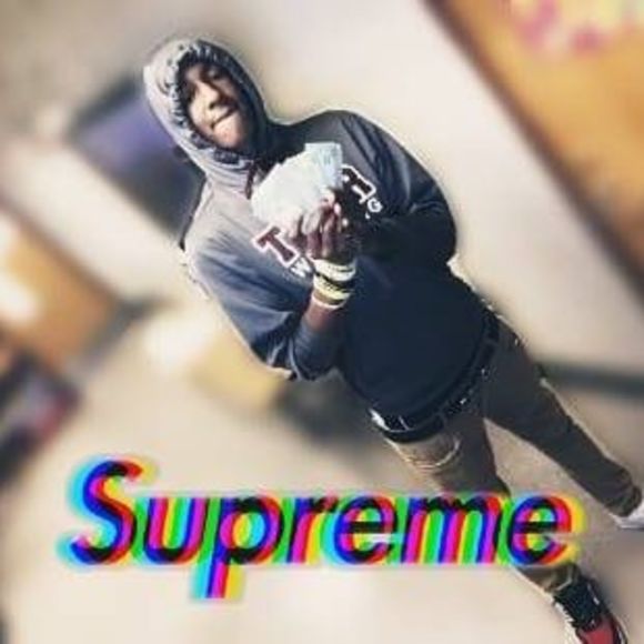 Meet your Posher, Daniel - Picture 1 of 1